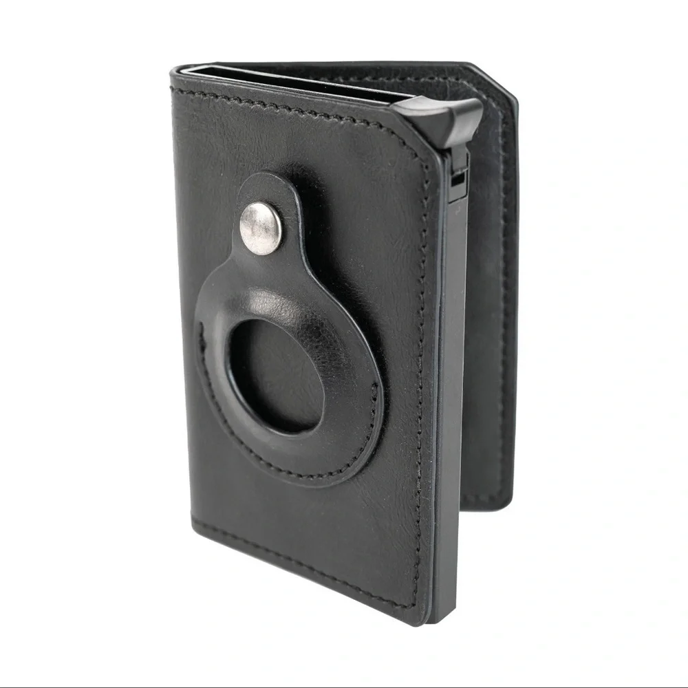 Mad Men Mens Black Carbon Fiber Smart Leather Wallet with Apple Air Tag Holder